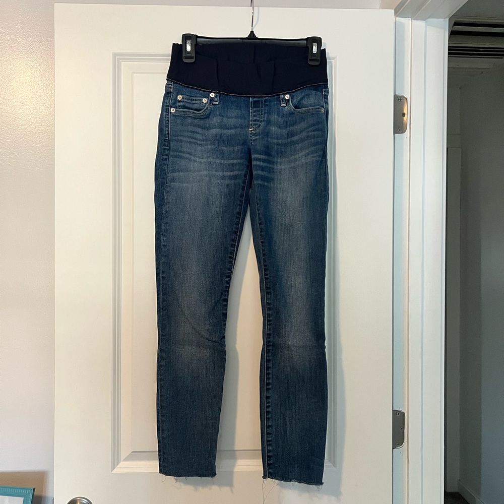 GAP maternity jeans; skinny